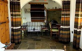 Villa Kamari-Cretan Style Apartment